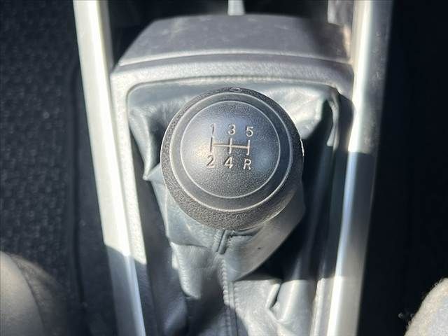 TOYOTA COROLLA FIELDER 2016