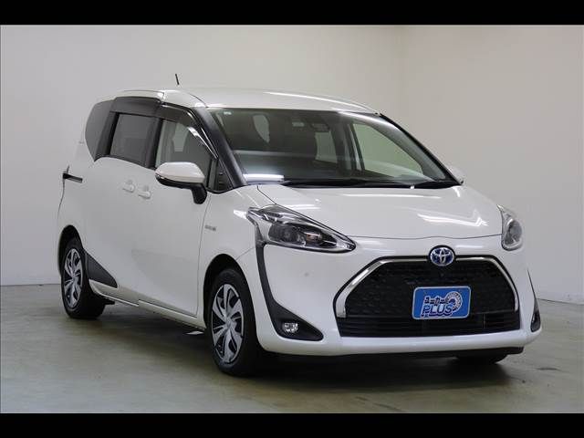 TOYOTA SIENTA HYBRID 2019