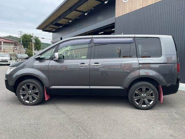 MITSUBISHI DELICA D:5 4WD 2018