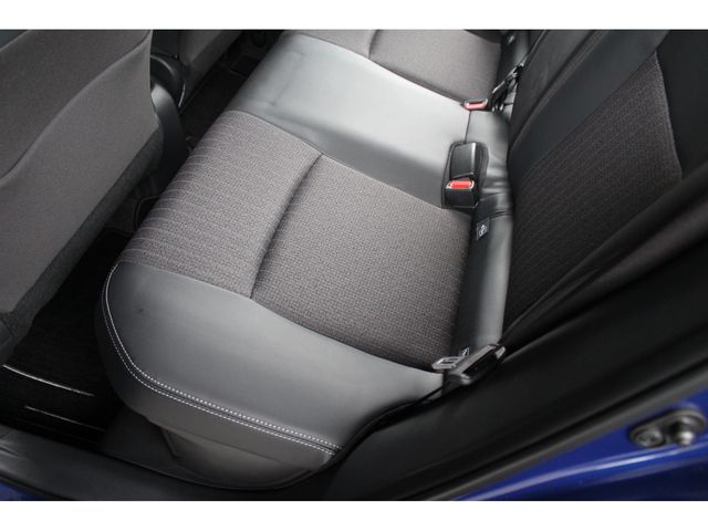 TOYOTA YARIS CROSS HYBRID 2023