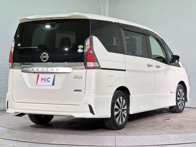 NISSAN SERENA  WG 2017