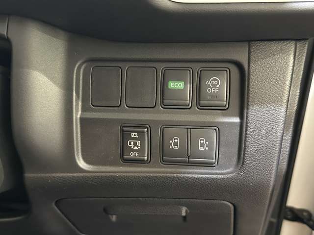 NISSAN SERENA  WG 2017