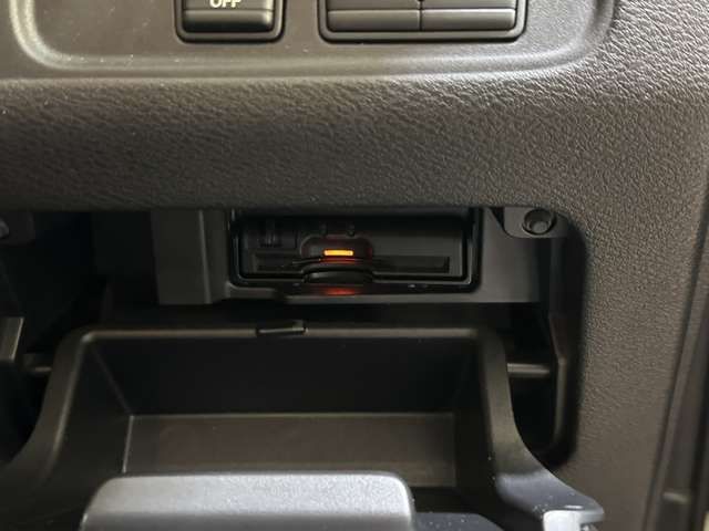 NISSAN SERENA  WG 2017