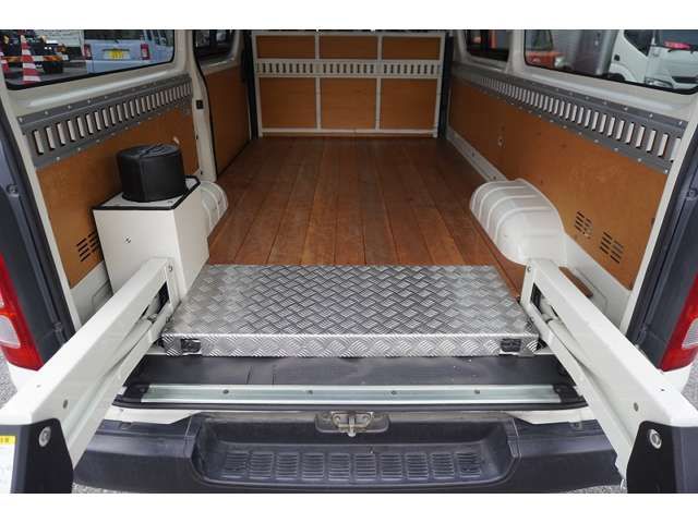 TOYOTA HIACE van 1.25t 2WD 2015