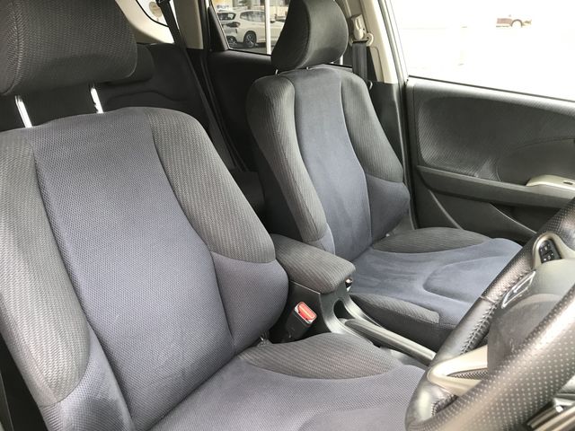 HONDA FIT HYBRID 2011