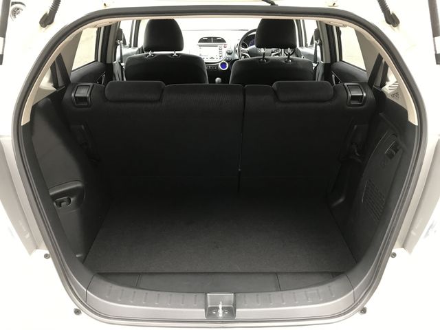 HONDA FIT HYBRID 2011