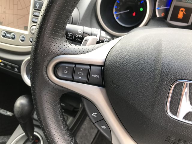 HONDA FIT HYBRID 2011