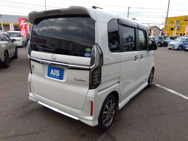 HONDA N BOX CUSTOM 2021