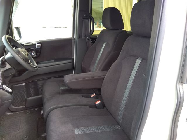 HONDA N BOX CUSTOM 2021