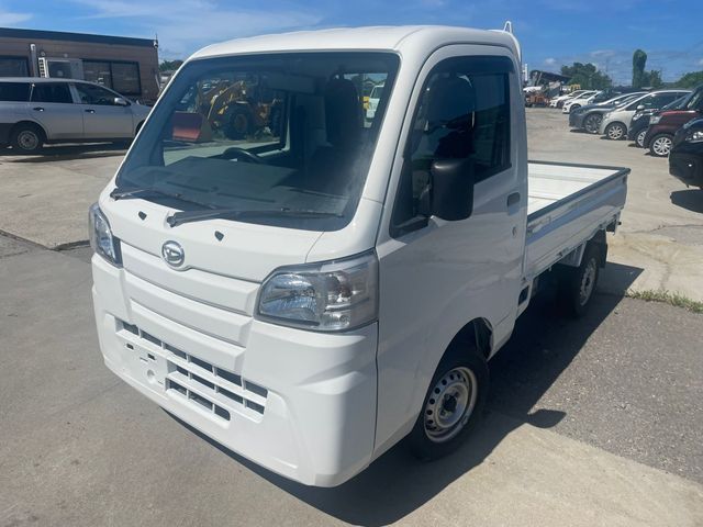 DAIHATSU HIJET truck 4WD 2021