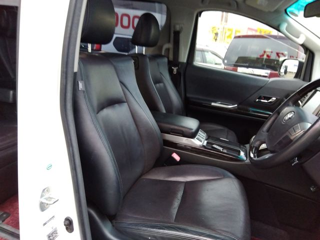TOYOTA ALPHARD hybrid 4WD 2013