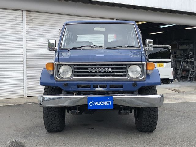 TOYOTA LANDCRUISER van 1991