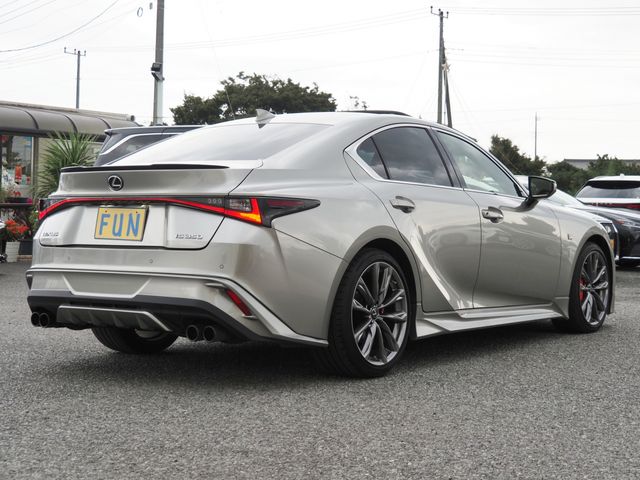TOYOTA LEXUS IS350 2022