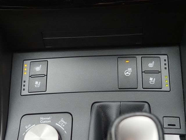 TOYOTA LEXUS IS350 2022