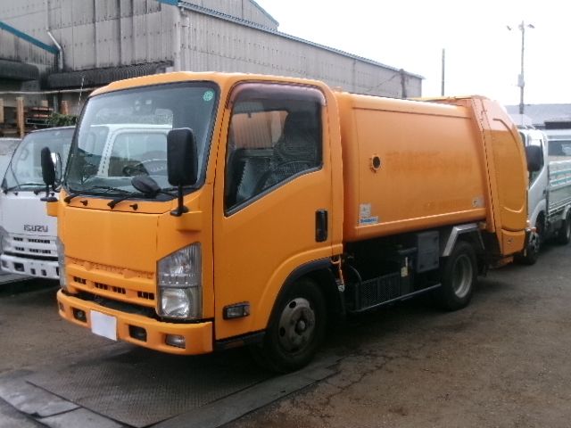 ISUZU ELF 2013