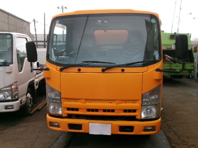 ISUZU ELF 2013