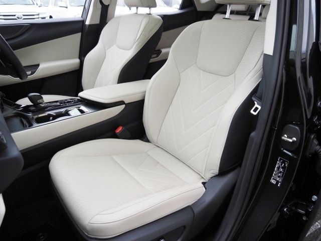 TOYOTA LEXUS NX350h 2025