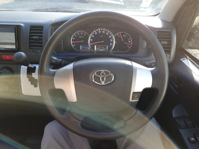 TOYOTA HIACE van 1.15t 2WD 2020