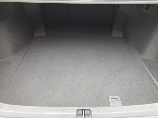 TOYOTA CAMRY HYBRID 2018