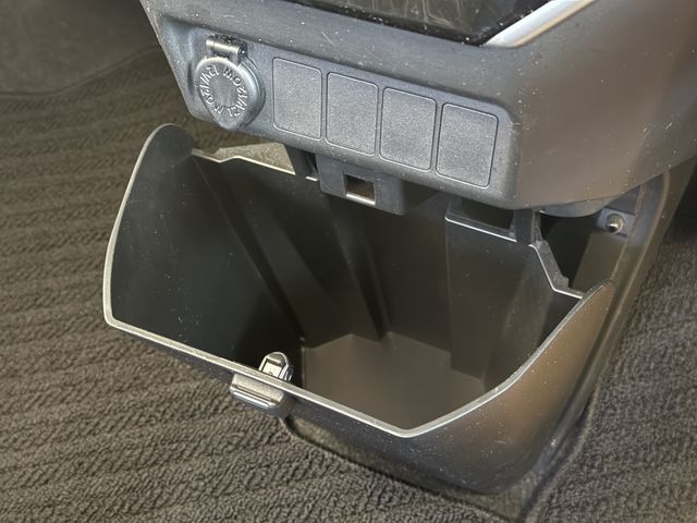 TOYOTA ROOMY 4WD 2018