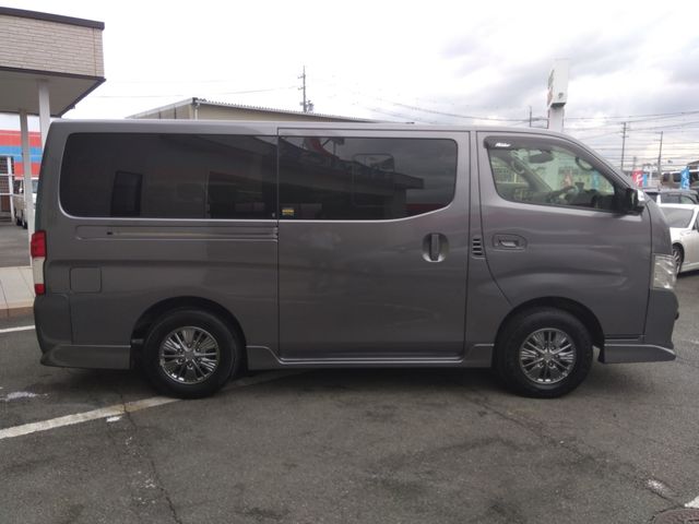 NISSAN NV350 CARAVAN 4WD 2020