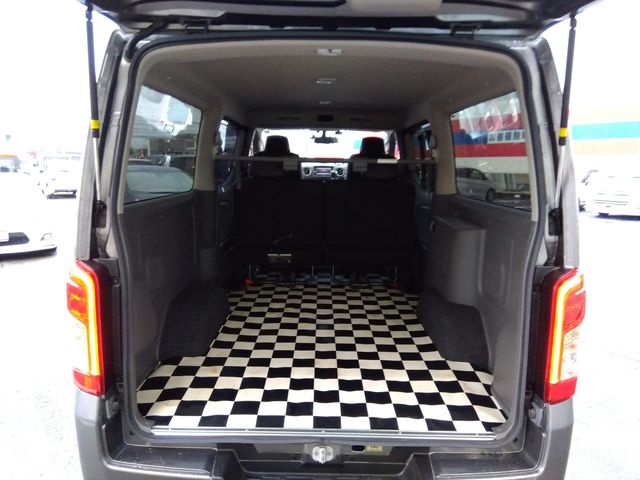 NISSAN NV350 CARAVAN 4WD 2020