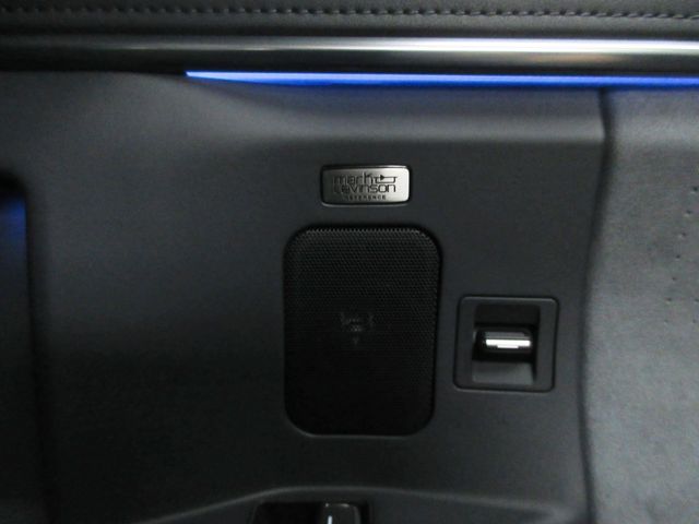 TOYOTA ???? LM500h 2024