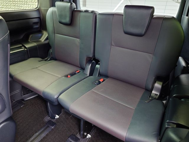 TOYOTA ESQUIRE HYBRID 2018