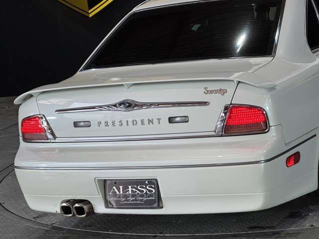 NISSAN PRESIDENT 1999