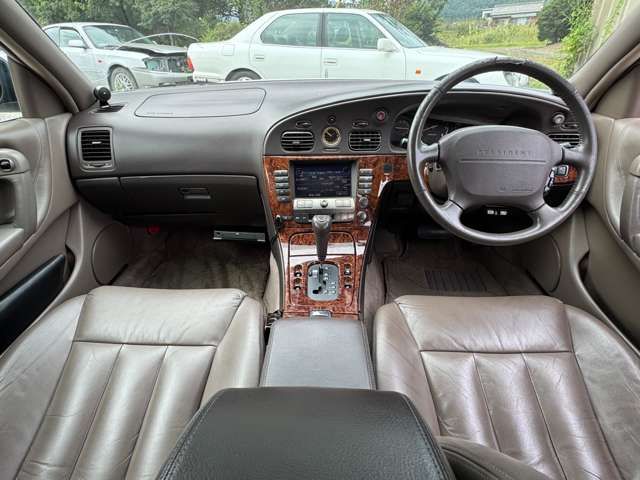 NISSAN PRESIDENT 1999