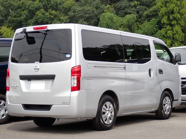 NISSAN NV350 CARAVAN 2020