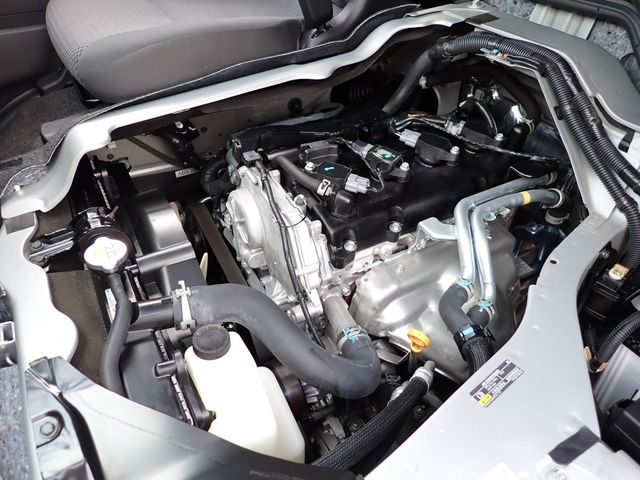 NISSAN NV350 CARAVAN 2020