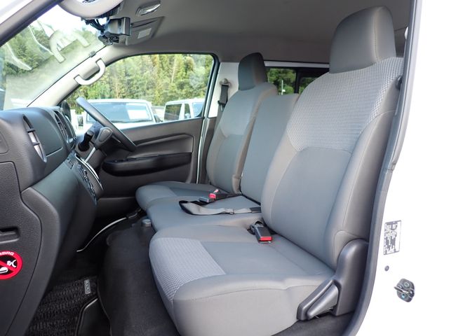 NISSAN CARAVAN van 1.2t 2WD 2023