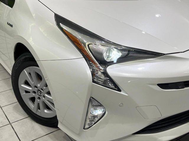 TOYOTA PRIUS 2018