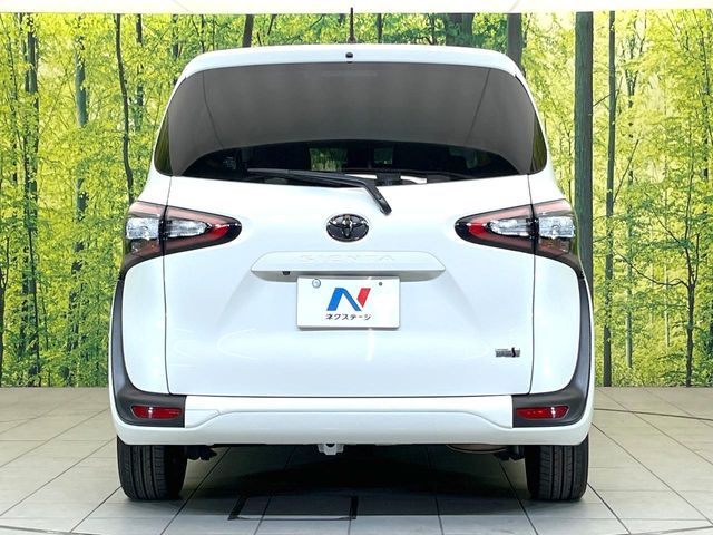 TOYOTA SIENTA HYBRID 2016