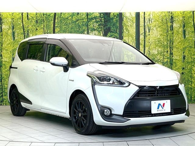 TOYOTA SIENTA HYBRID 2016
