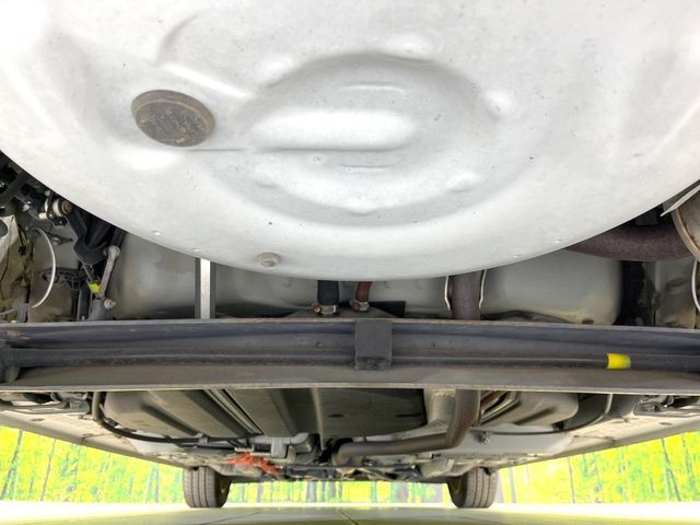 TOYOTA SIENTA HYBRID 2016