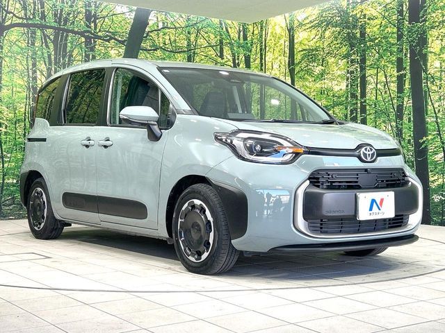 TOYOTA SIENTA HYBRID 2023