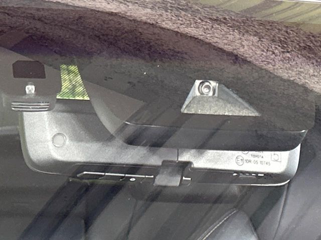 TOYOTA HARRIER HYBRID 2020