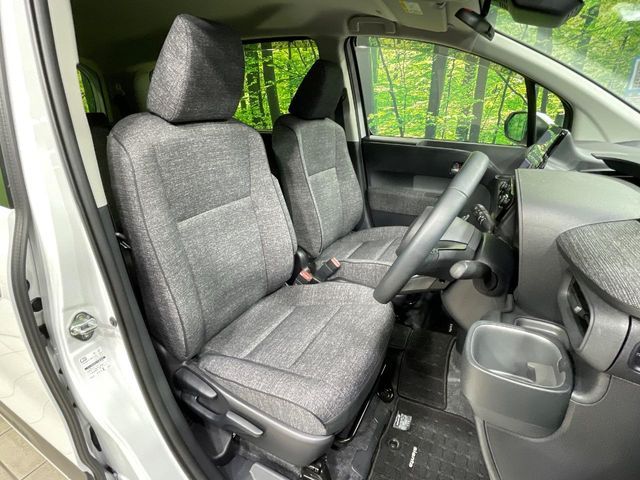 TOYOTA SIENTA HYBRID 2024