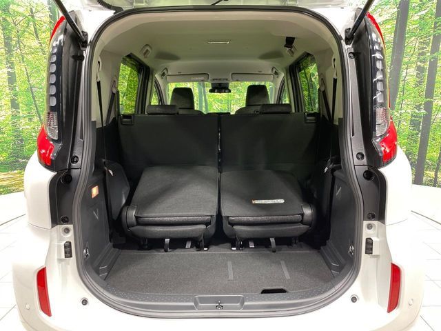 TOYOTA SIENTA HYBRID 2024