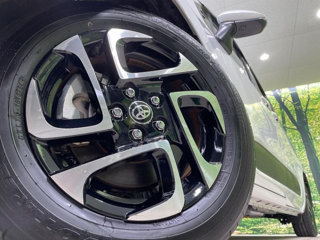 TOYOTA SIENTA HYBRID 2024