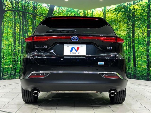 TOYOTA HARRIER HYBRID 2023