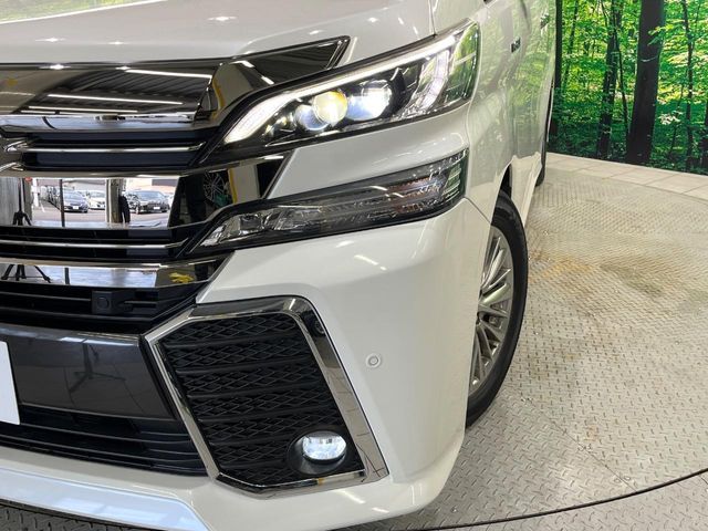 TOYOTA VELLFIRE  HYBRID 4WD 2015