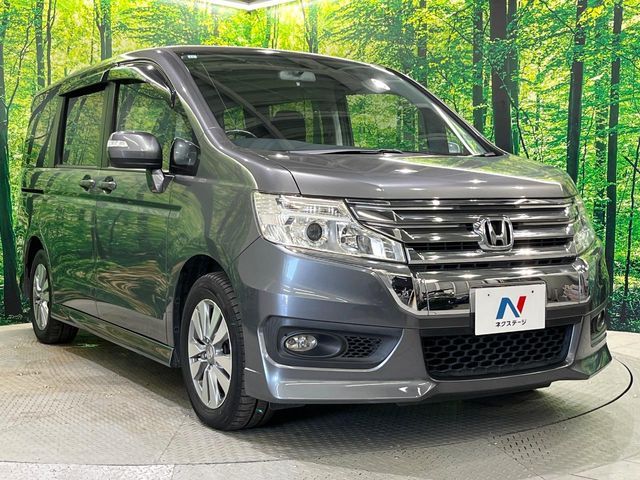 HONDA STEPWAGON SPADA 4WD 2013