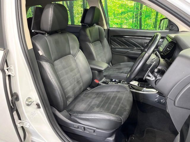 MITSUBISHI OUTLANDER PHEV 2019