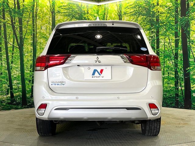 MITSUBISHI OUTLANDER PHEV 2019