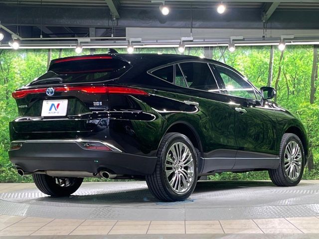 TOYOTA HARRIER HYBRID 2023