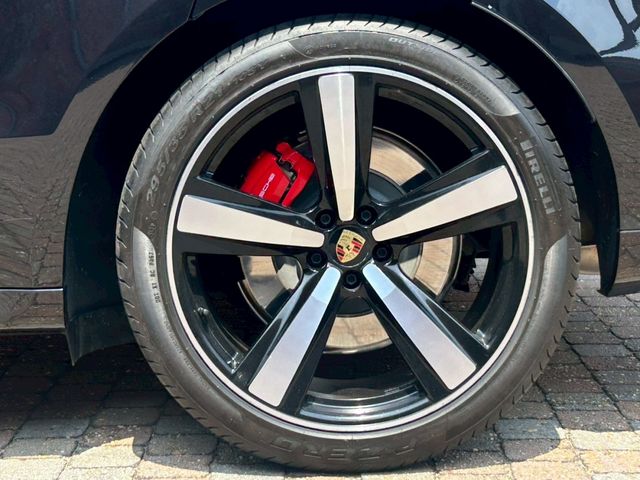 PORSCHE PORSCHE Macan 2023