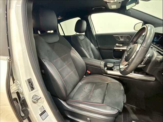 MERCEDES BENZ MERCEDES BENZ GLA class 2020